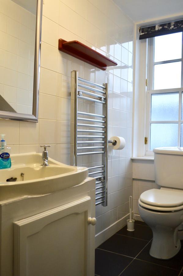 Central 1 Bedroom Apartment Sleeps 2 Edinburgh Luaran gambar